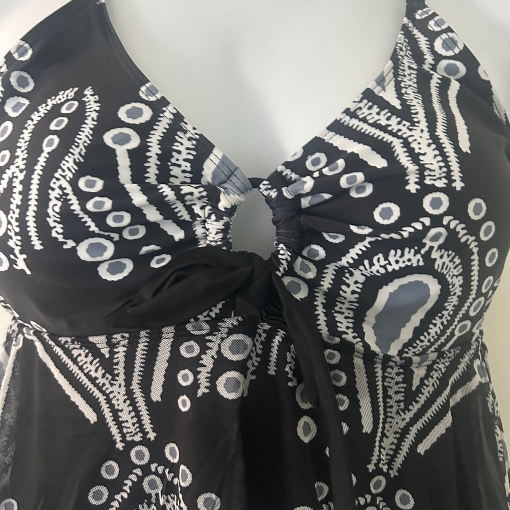 Womens Black Abstract Mesh Flowy Padded Adjustable Strap Swimsuit Dress 2XL NWOT - Picture 3 of 8
